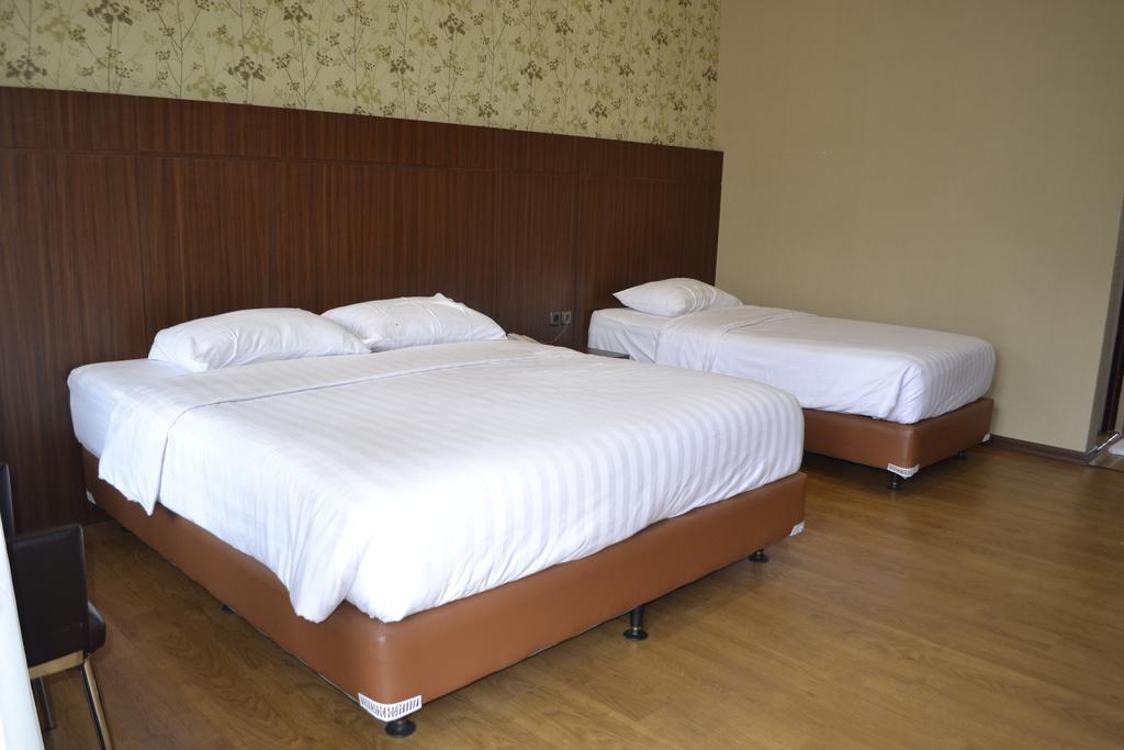 Hotel Selecta バトゥ エクステリア 写真