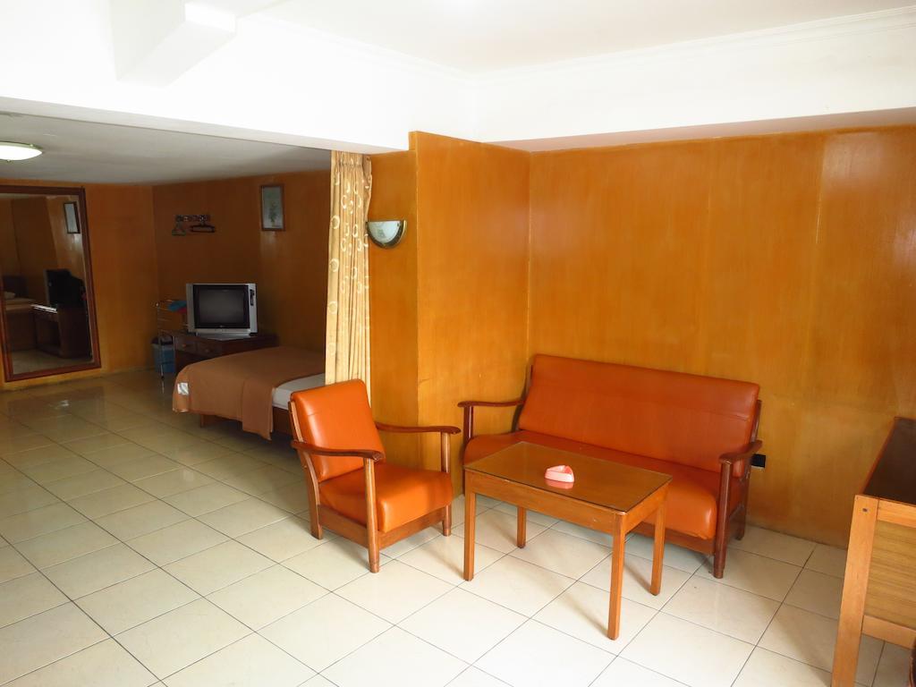 Hotel Selecta バトゥ 部屋 写真